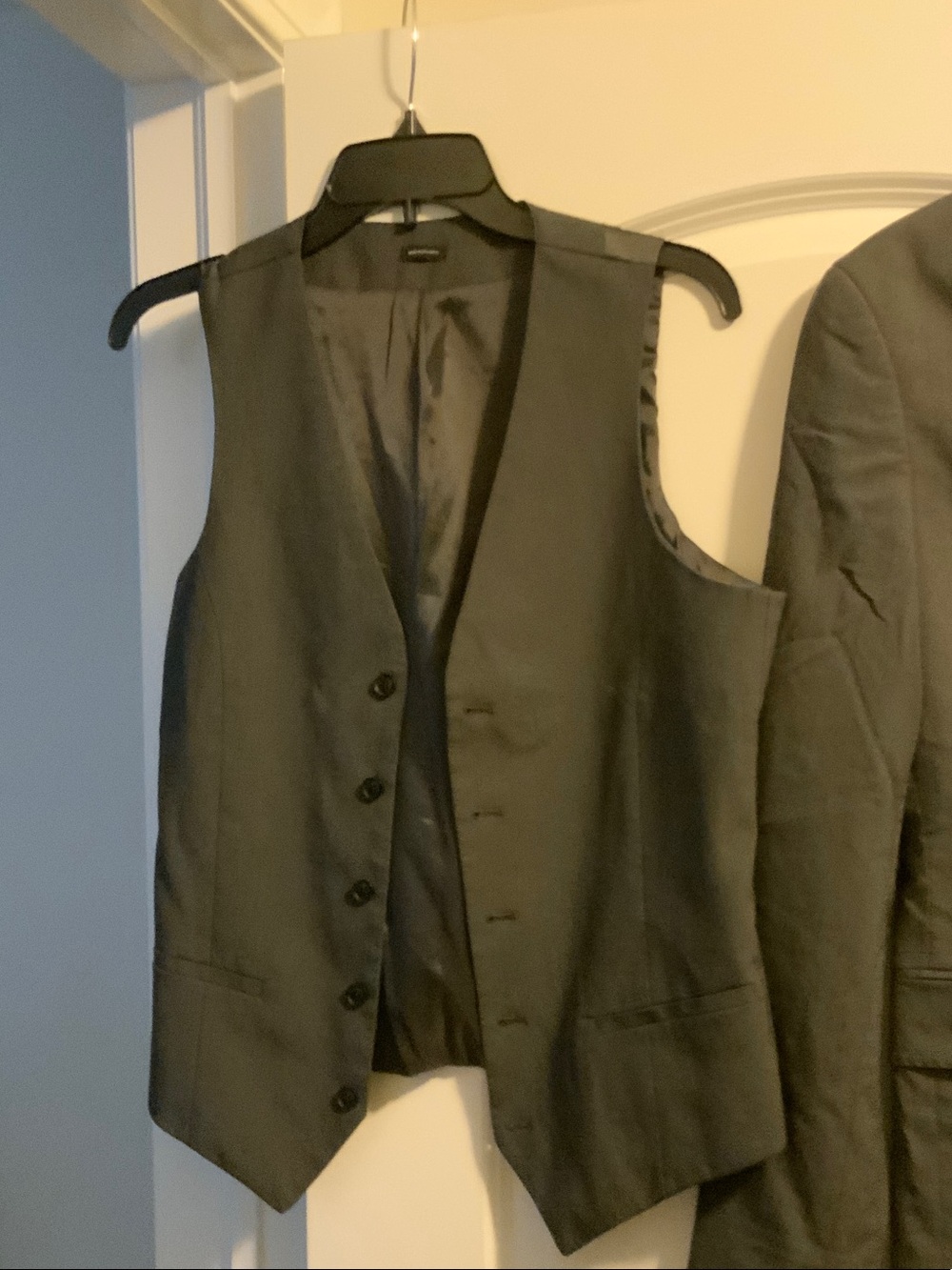 jf j.ferrar Men's Charcoal Gray Dress Vest